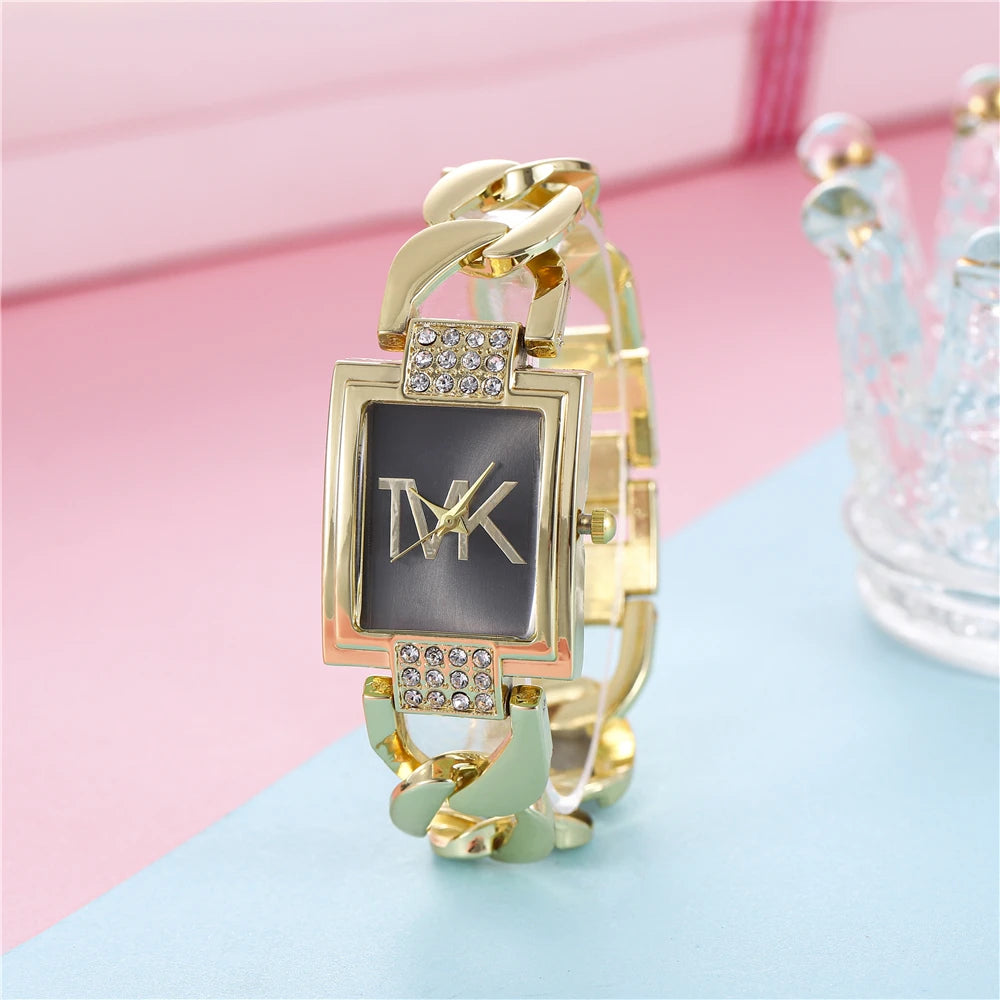 Aura Lux Watch – elegant and refined